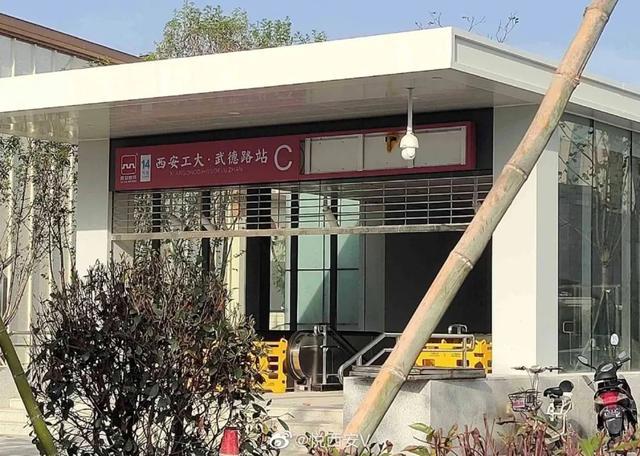 乐球直播电脑版-科隆队长红牌引发争议判罚  